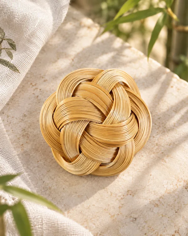Natural Woven Rosette